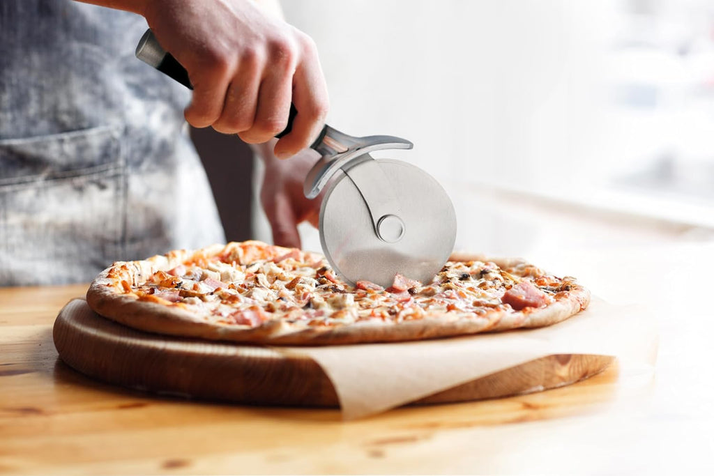 KitchenAid Classic Pizza Wheel with Sharp Blade For Cutting Through Crusts