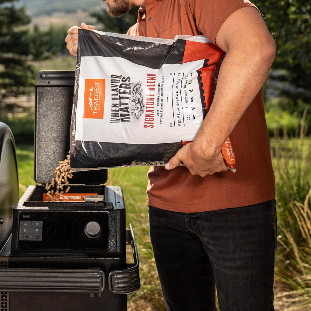 Traeger Grills Signature Blend 100% All-Natural Wood Pellets for Smokers and