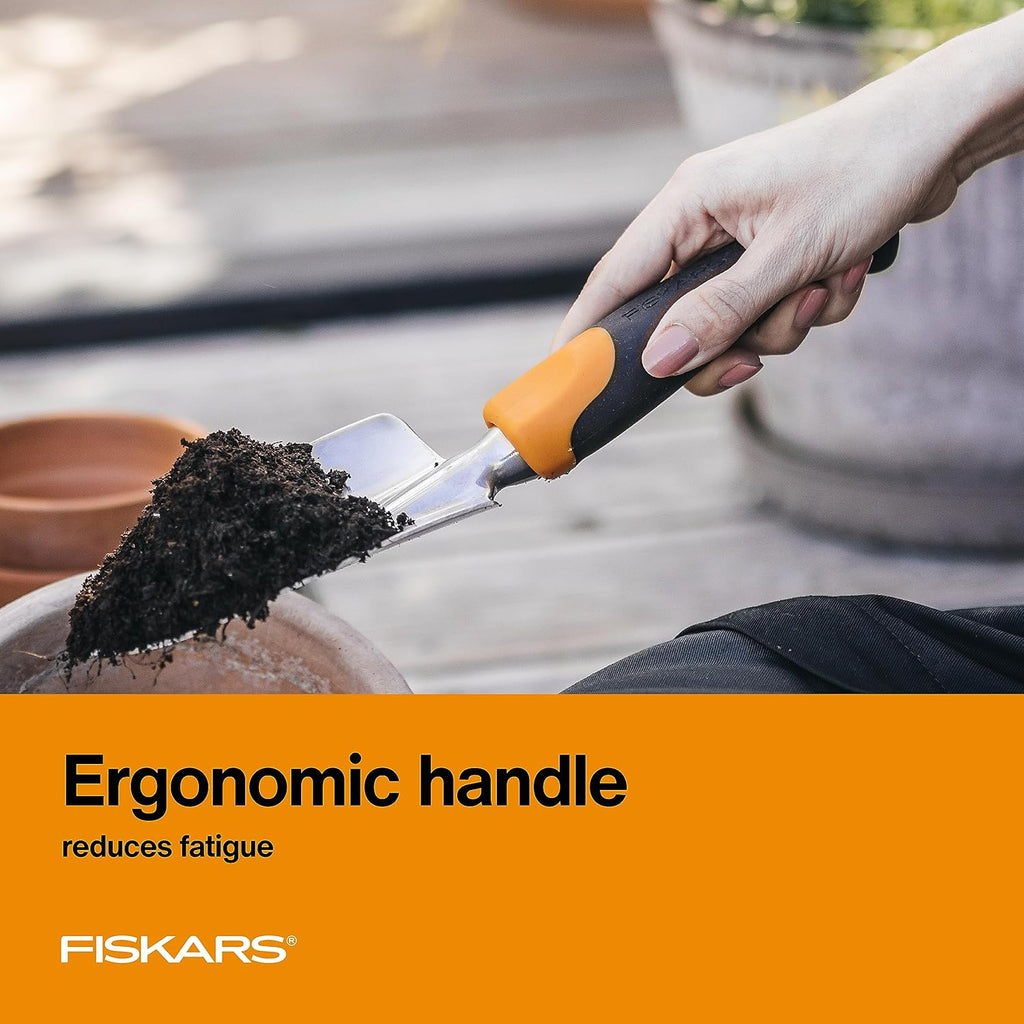 Fiskars Trowel, Heavy Duty Gardening Hand Tool with Hang Hole, For Digging